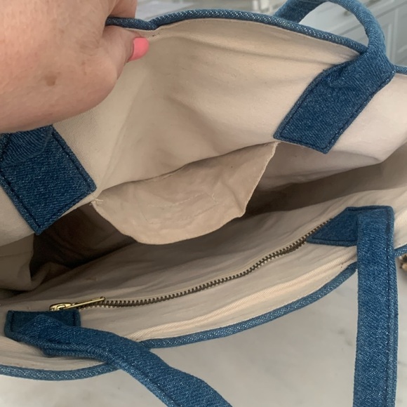 Poolside Designer Denim Scallop Straw Tote Medium - Picture 10 of 11